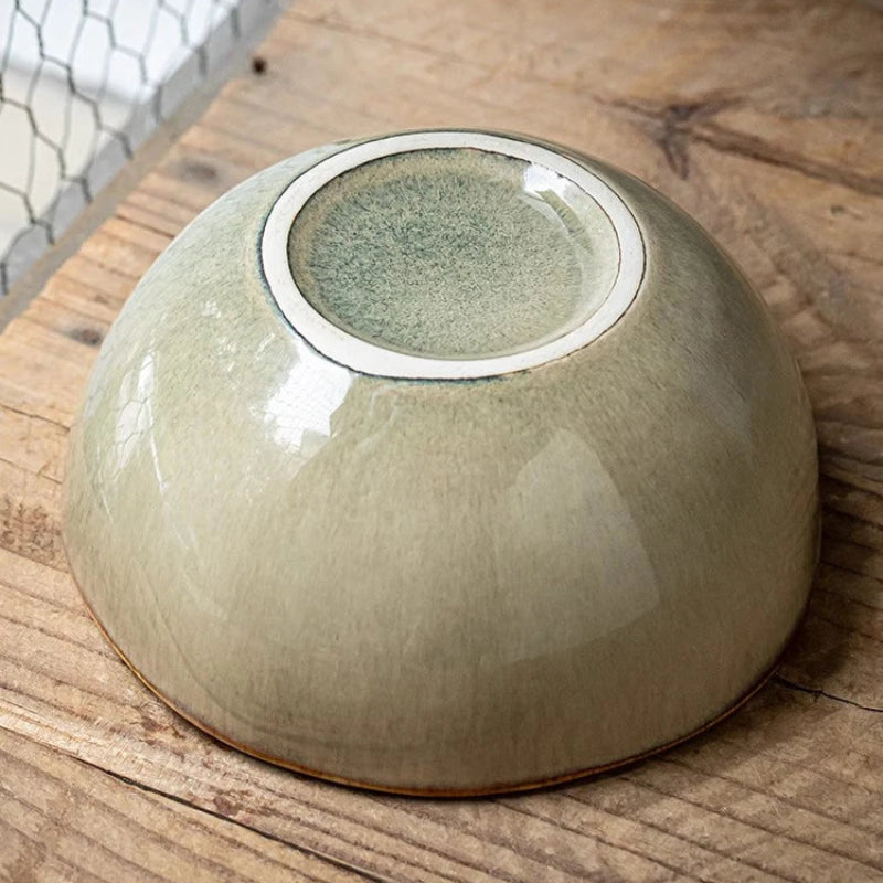 saladier beige fait en ceramique